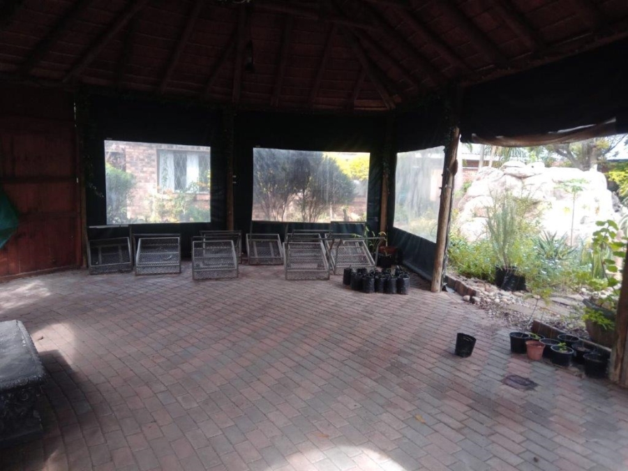4 Bedroom Property for Sale in C Place Eastern Cape